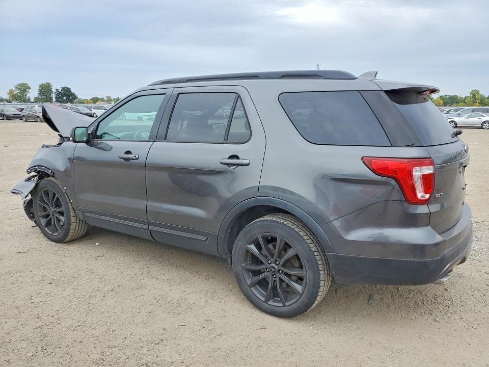 2017 FORD EXPLORER XLT 2
