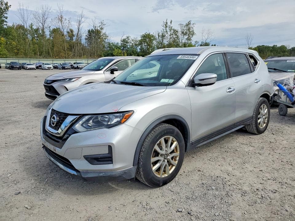2017 NISSAN ROGUE SV - 1