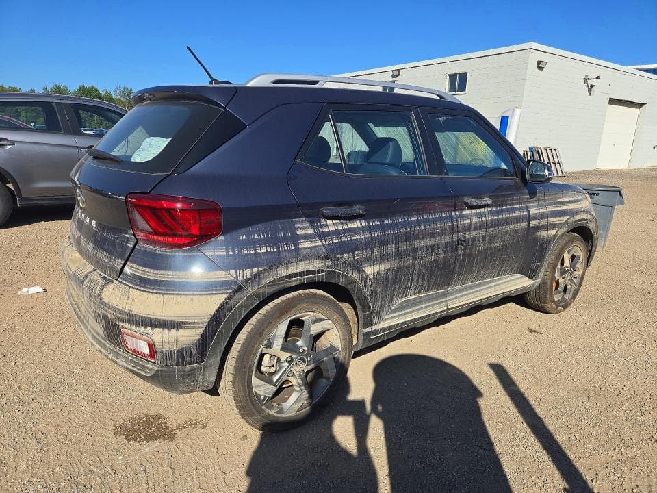 2026 HYUNDAI VENUE SEL 3