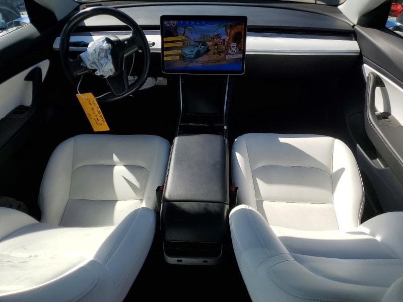 2018 TESLA MODEL 3 8