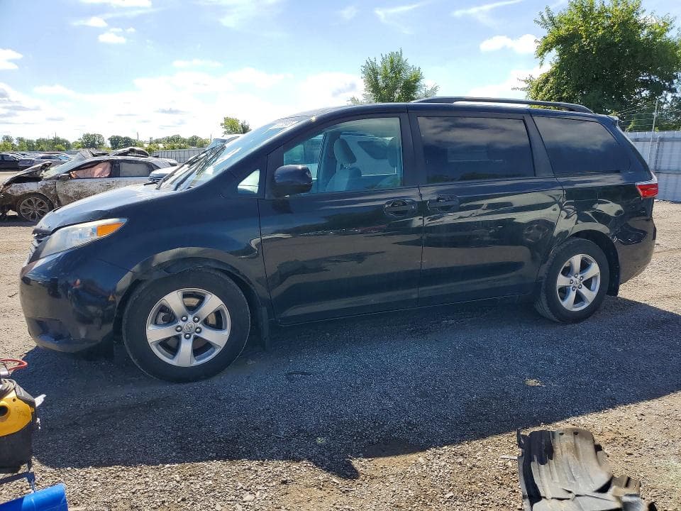 2017 TOYOTA SIENNA L 7-PASSENGER