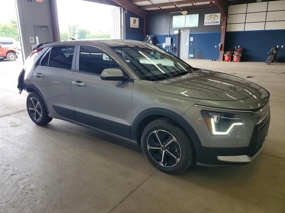 2026 KIA NIRO LX 4
