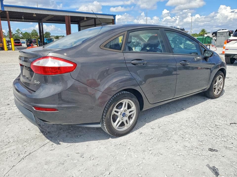 2017 FORD FIESTA SE 3