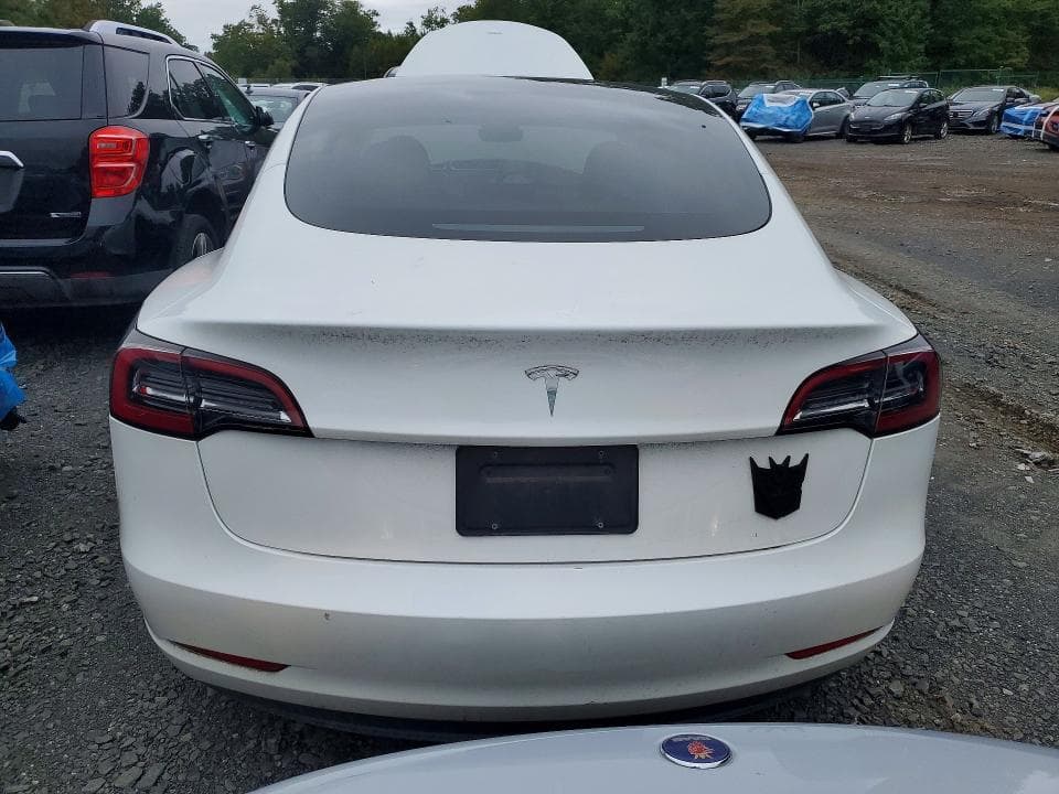 2023 TESLA MODEL 3 6