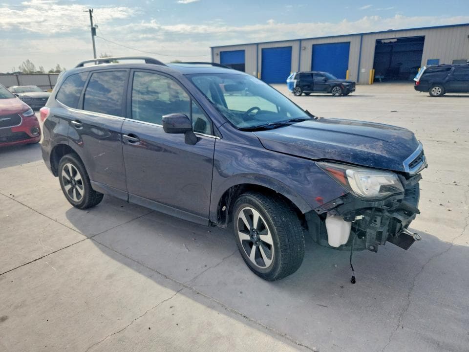 2017 SUBARU FORESTER 2.5I LIMITED 4