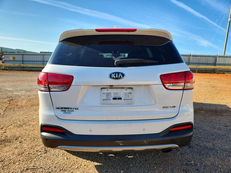 2017 KIA SORENTO EX 6