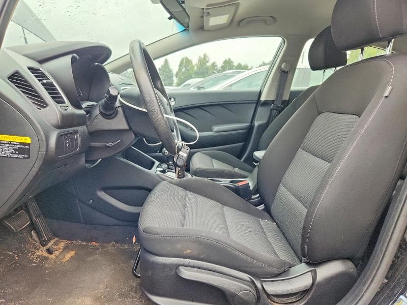 2017 KIA FORTE LX 7