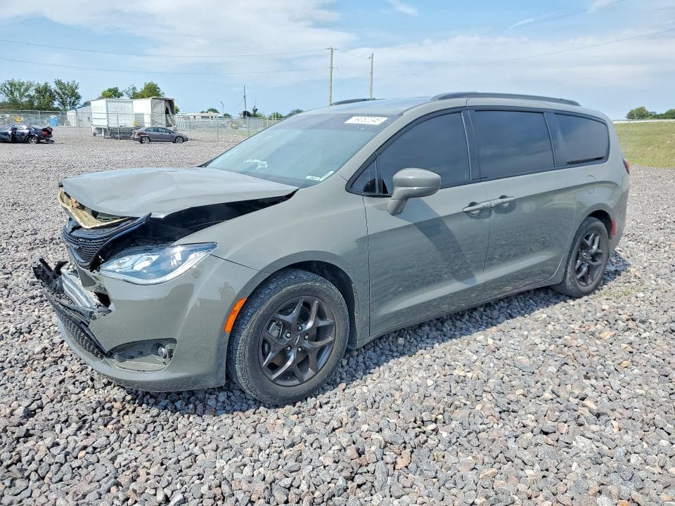 2020 CHRYSLER PACIFICA TOURING L PLUS - 1