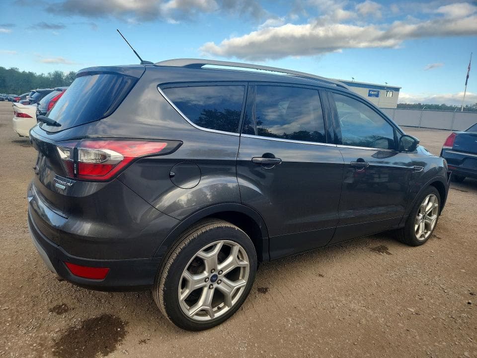 2017 FORD ESCAPE TITANIUM 3