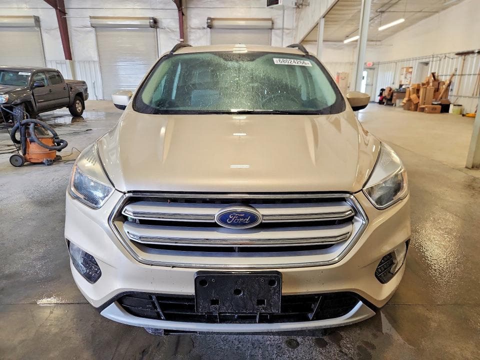 2018 FORD ESCAPE SE 5