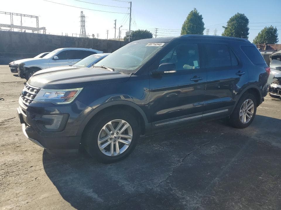 2017 FORD EXPLORER XLT - 1
