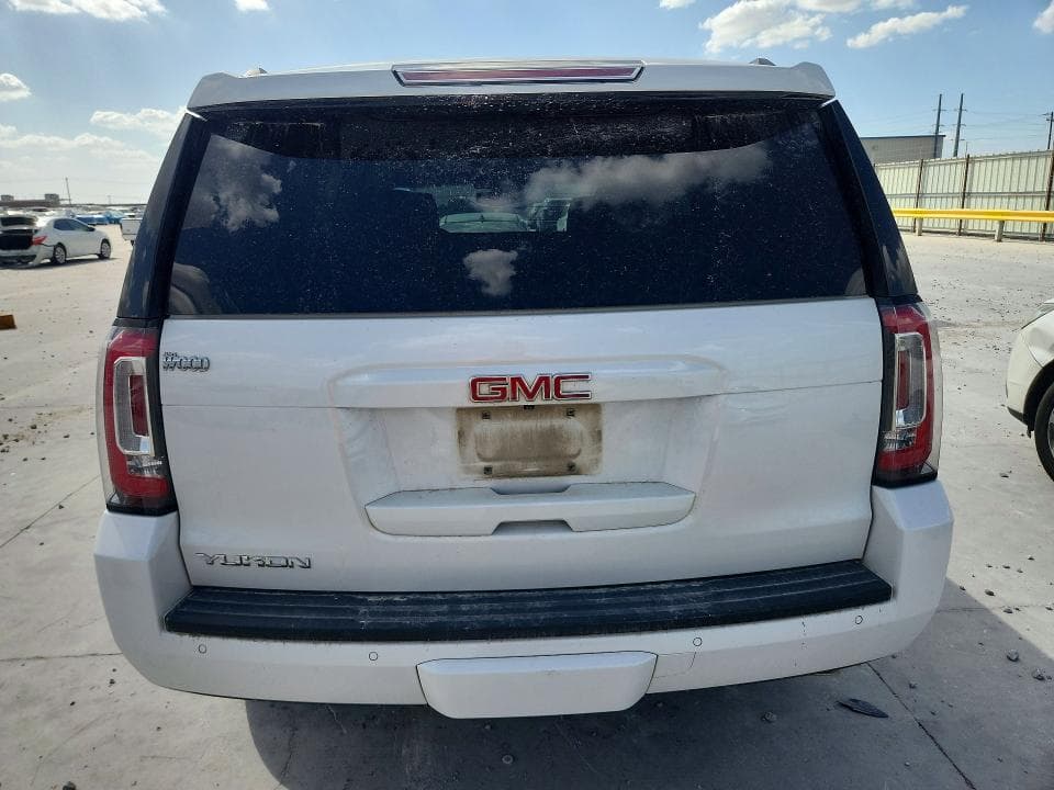 2017 GMC YUKON SLT 6