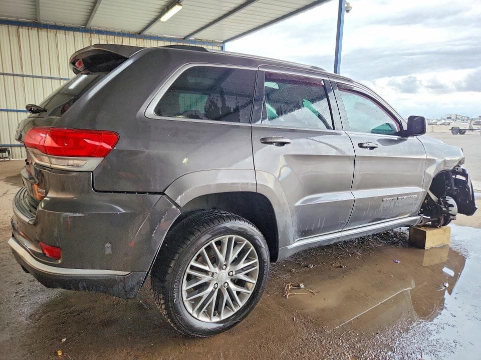 2018 JEEP GRAND CHEROKEE SUMMIT 3