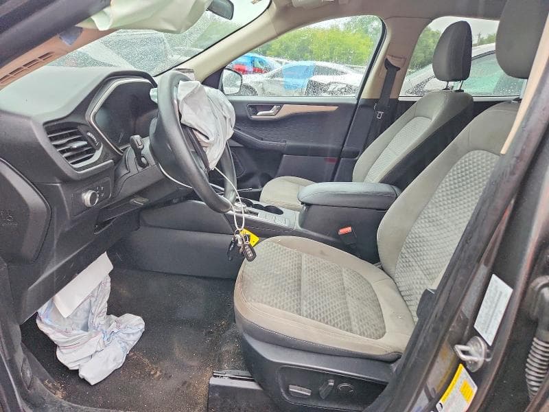 2020 FORD ESCAPE SE 7