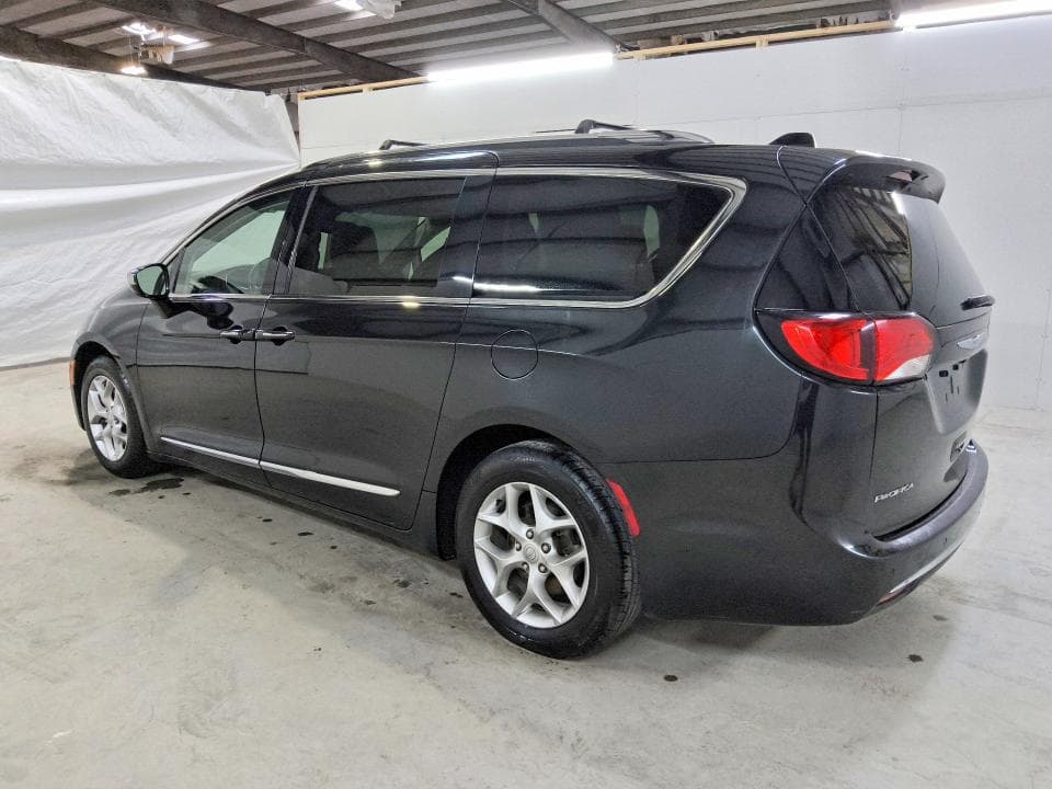 2020 CHRYSLER PACIFICA LIMITED 2
