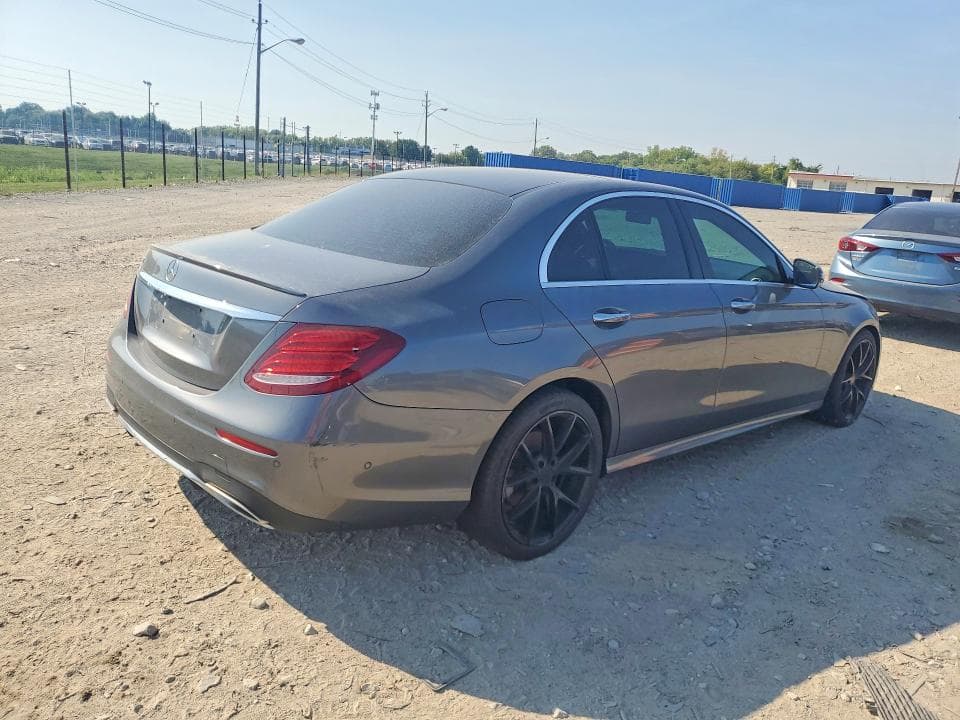 2019 MERCEDES-BENZ E 300 3