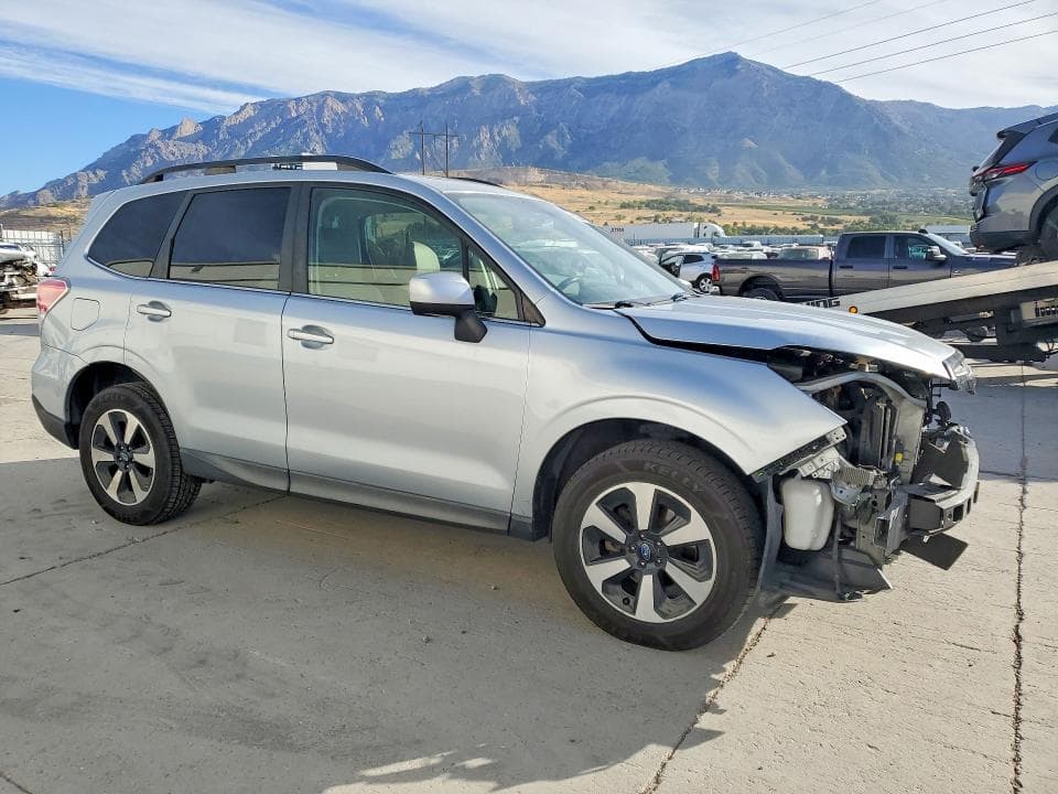 2018 SUBARU FORESTER 2.5I LIMITED 4