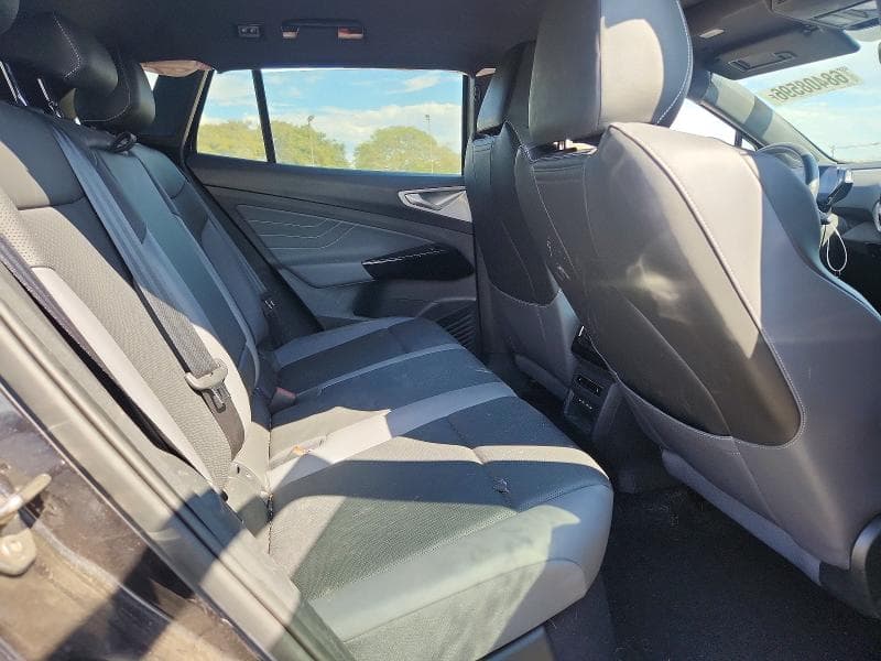 2023 VOLKSWAGEN ID.4 PRO S PLUS 11