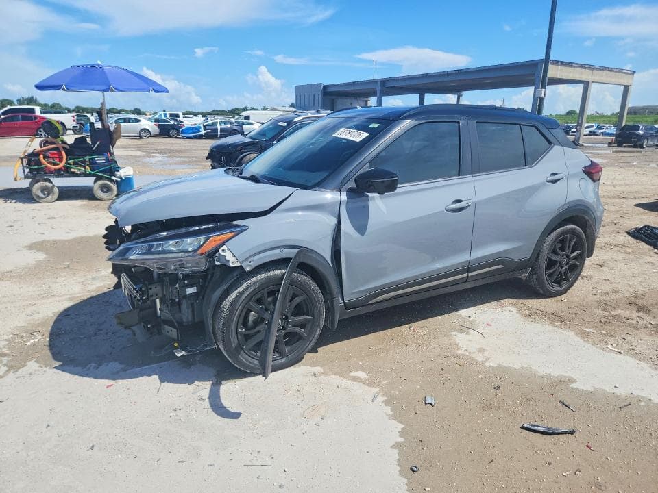 2023 NISSAN KICKS SR - 1