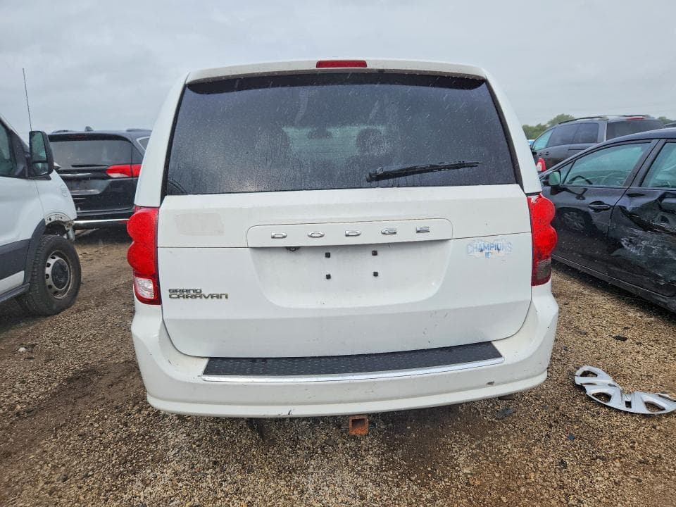 2018 DODGE GRAND CARAVAN SE 6