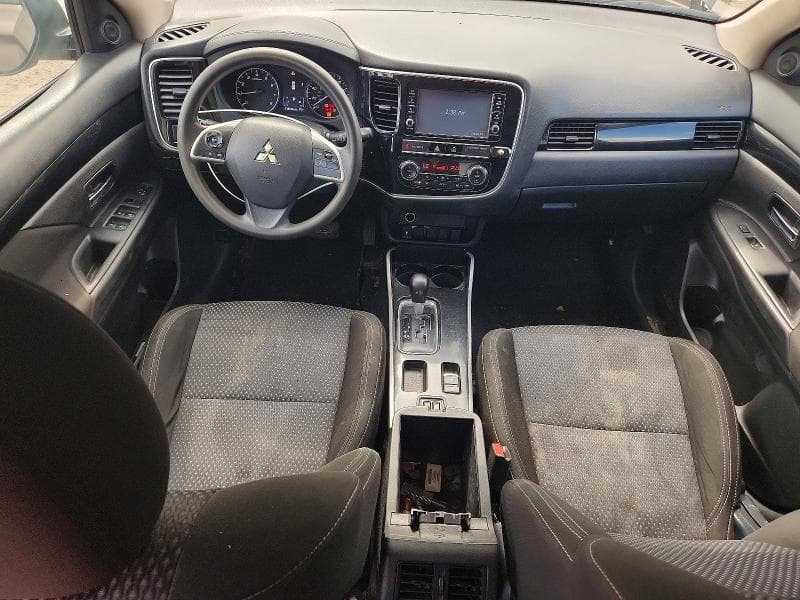 2019 MITSUBISHI OUTLANDER ES 8