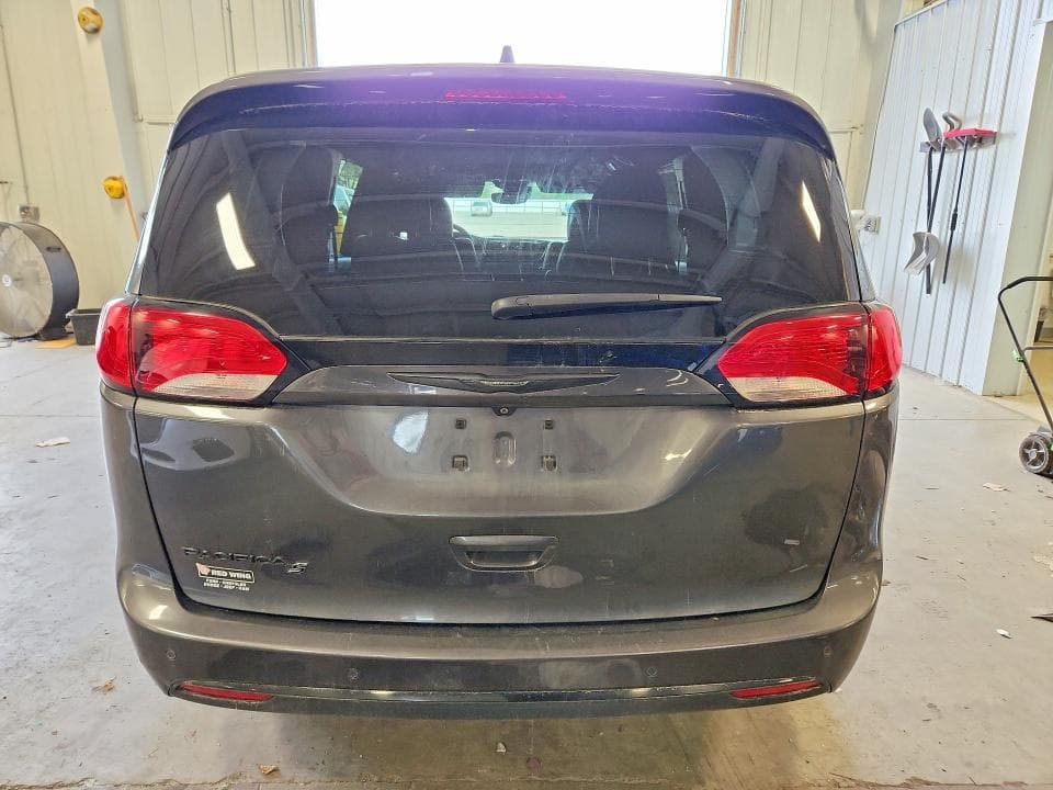 2019 CHRYSLER PACIFICA TOURING L PLUS 6