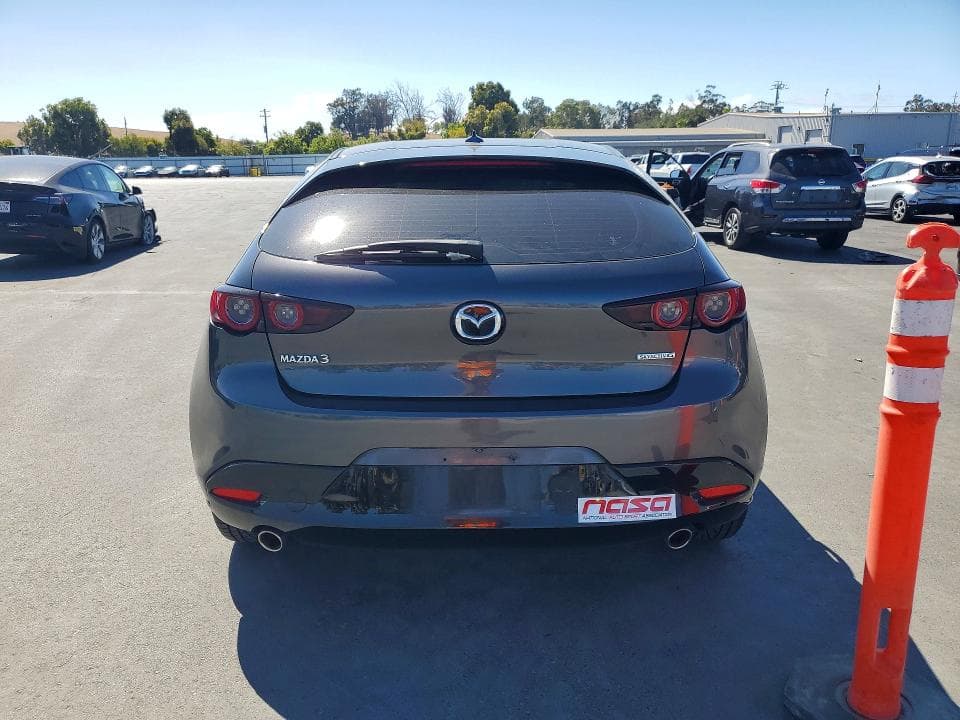 2019 MAZDA 3 6