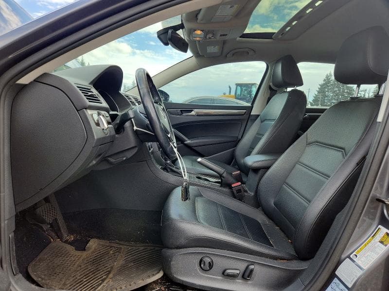 2017 VOLKSWAGEN PASSAT SE 7