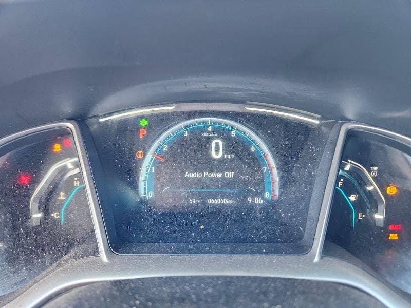 2018 HONDA CIVIC EX 9