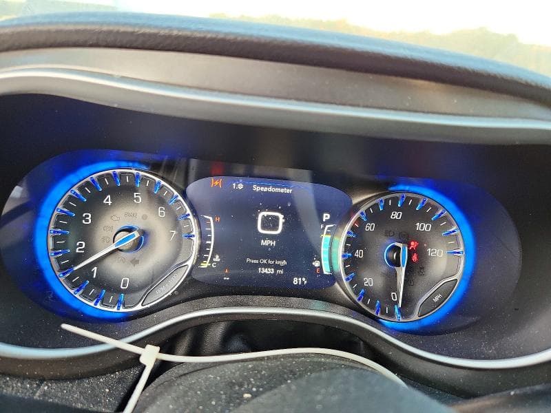 2024 CHRYSLER PACIFICA TOURING L 9
