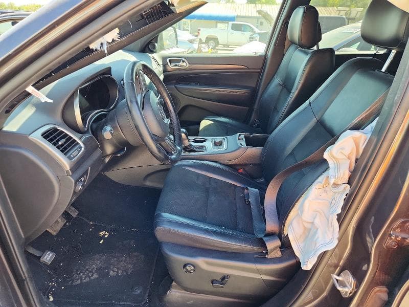 2020 JEEP GRAND CHEROKEE LAREDO 7