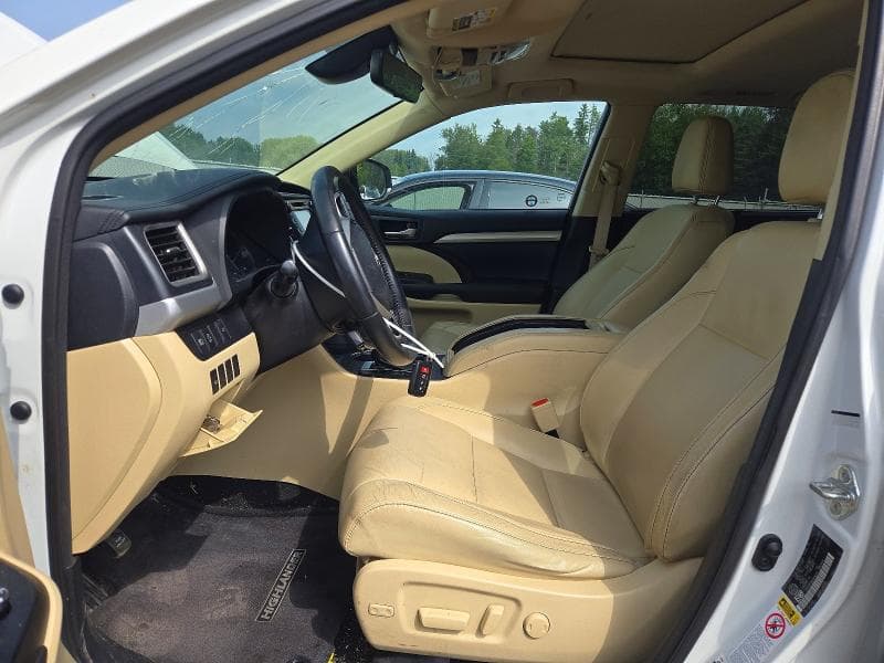 2017 TOYOTA HIGHLANDER XLE 7
