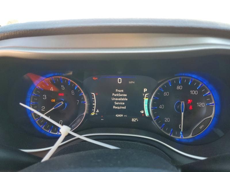 2023 CHRYSLER PACIFICA TOURING L 9