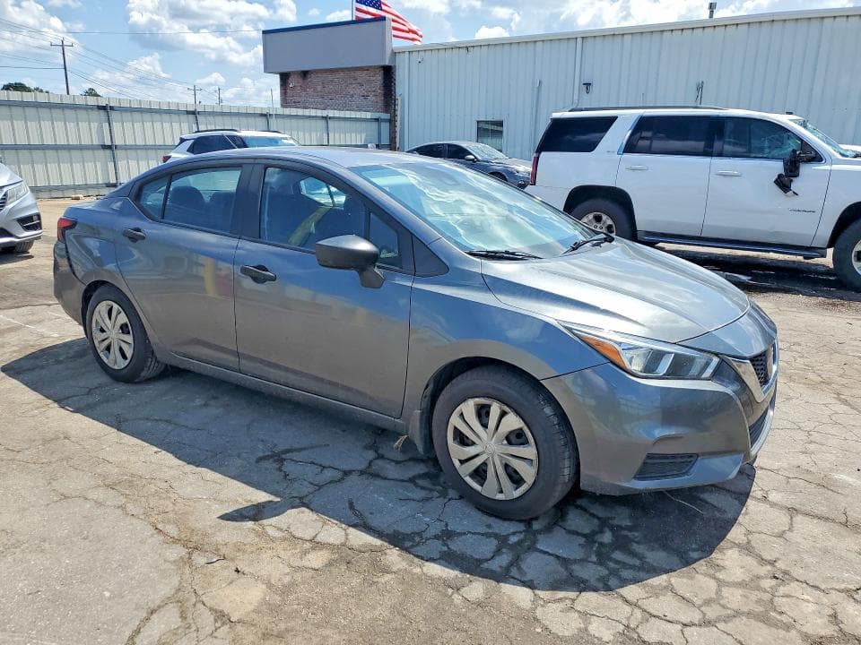 2020 NISSAN VERSA S 4