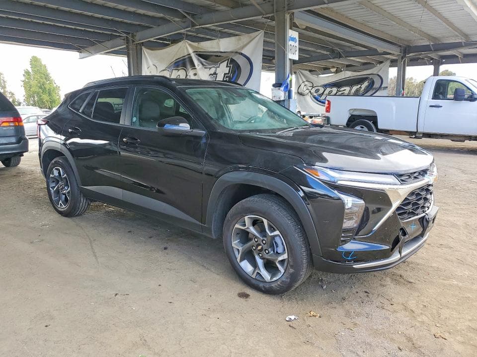 2026 CHEVROLET TRAX 1LT 4