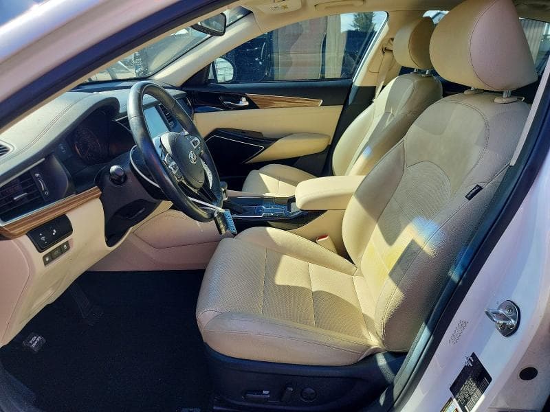 2017 KIA CADENZA PREMIUM 7