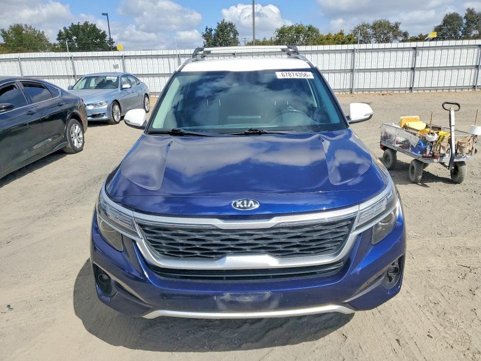 2021 KIA SELTOS S 5