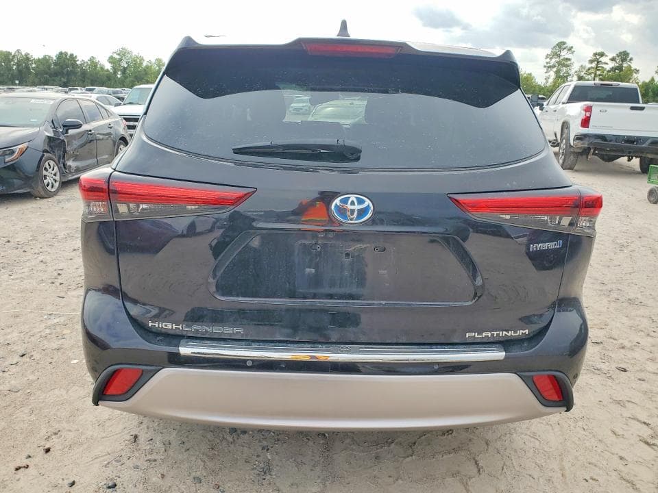 2021 TOYOTA HIGHLANDER HYBRID PLATINUM 6