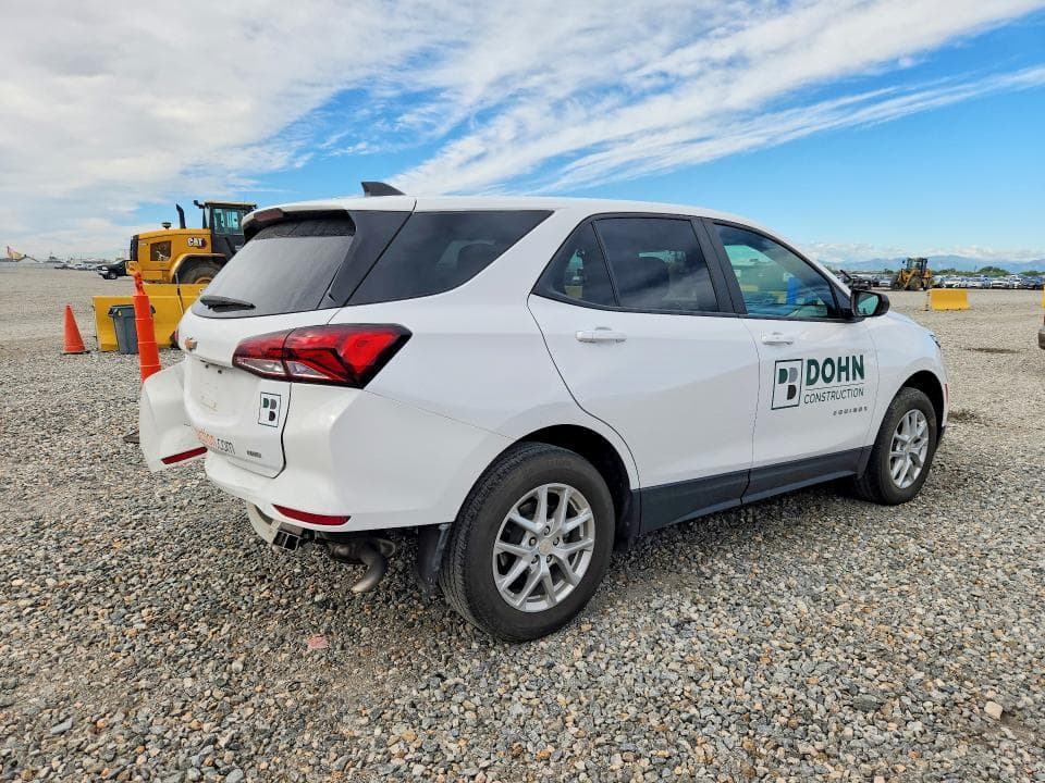 2023 CHEVROLET EQUINOX LS 3
