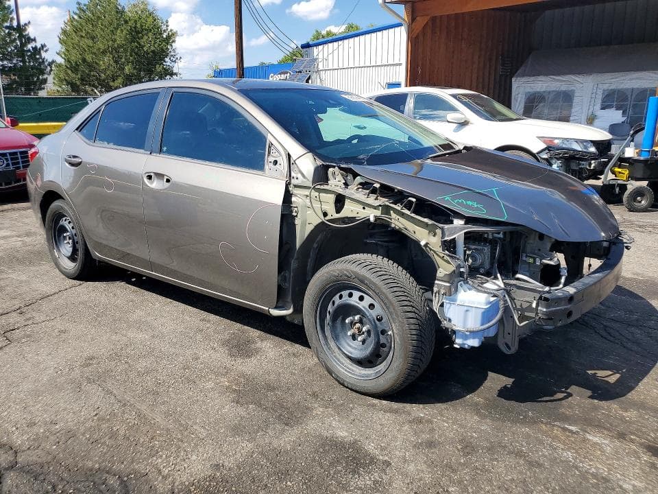 2017 TOYOTA COROLLA LE 4