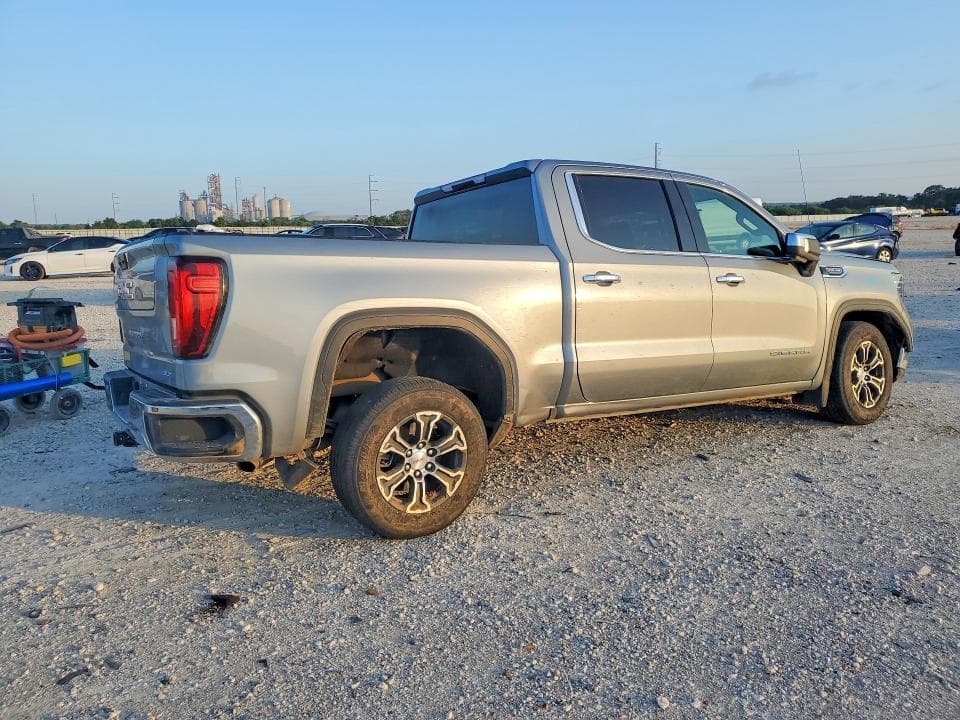 2025 GMC SIERRA C1500 SLT 3