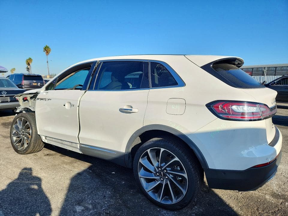 2019 LINCOLN NAUTILUS RESERVE 2