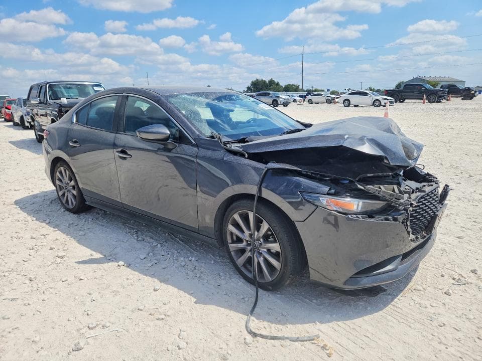 2021 MAZDA 3 SELECT 4