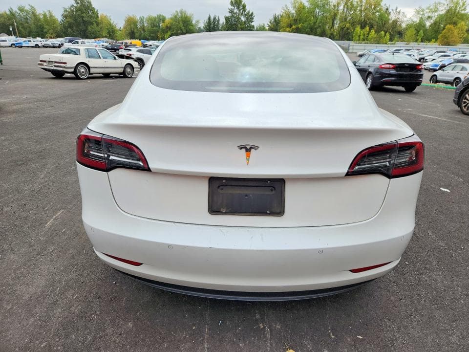 2022 TESLA MODEL 3 6