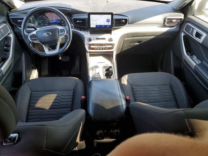2021 FORD EXPLORER XLT 8