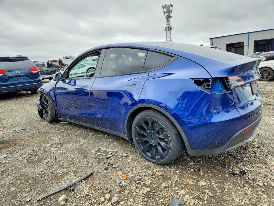 2023 TESLA MODEL Y 2