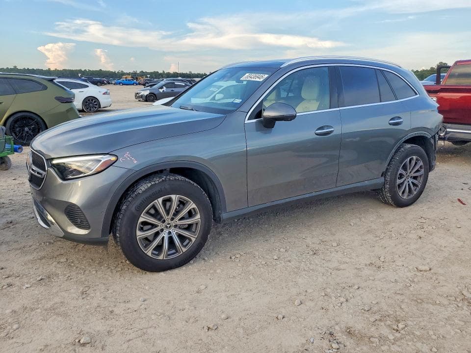 2023 MERCEDES-BENZ GLC 300 4MATIC