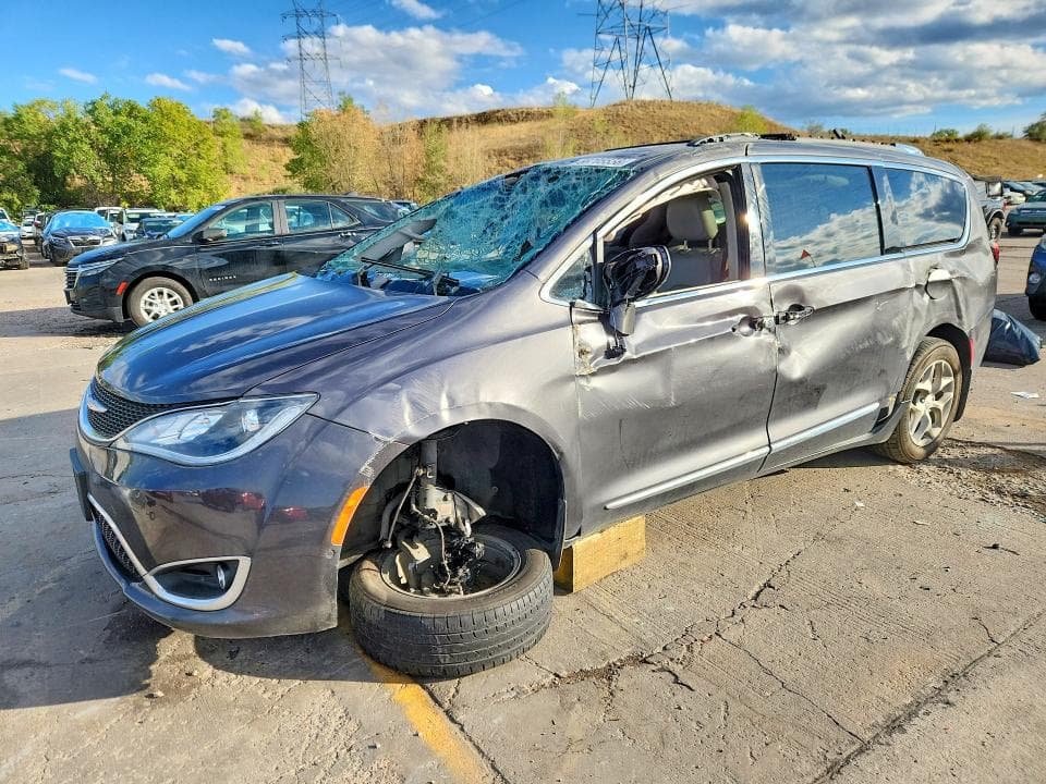 2019 CHRYSLER PACIFICA TOURING L PLUS - 1