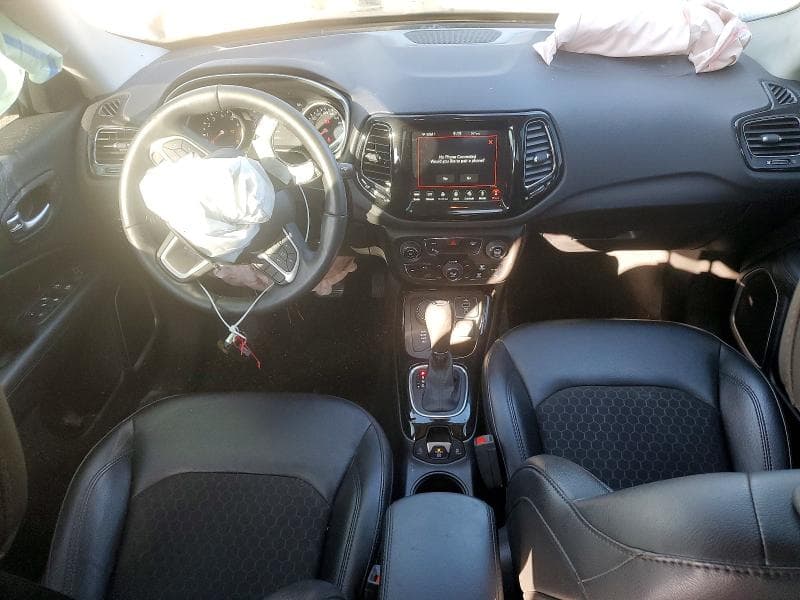 2018 JEEP COMPASS LATITUDE 8