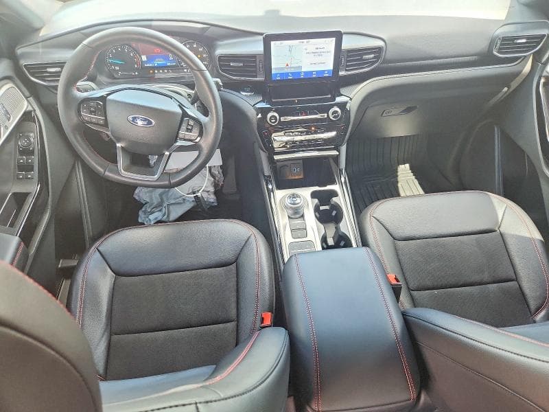 2024 FORD EXPLORER ST-LINE 8